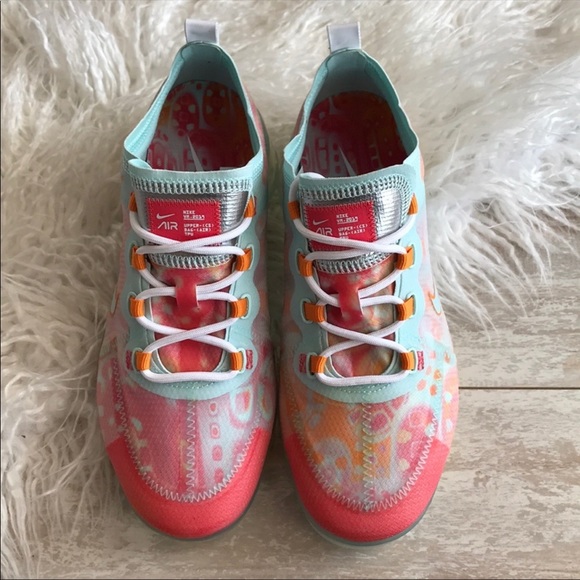 NWT Nike Air Vapormax Flyknit - Picture 4 of 8